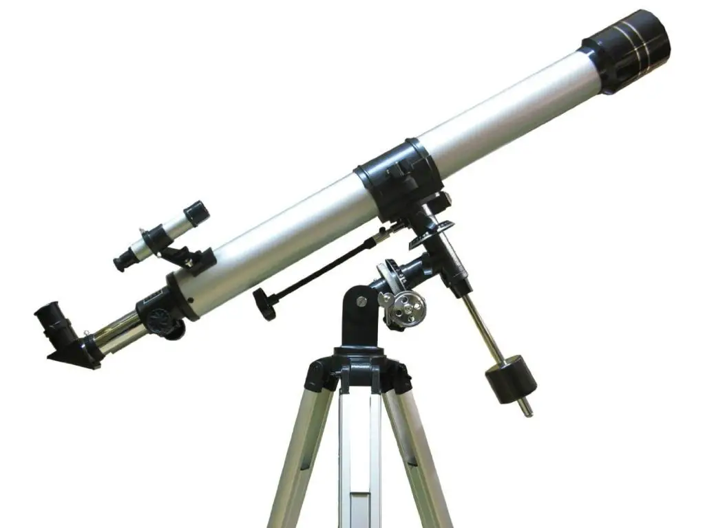 El telescopio refractor acromático tiene una buena resolución para poder captar los planetas y las estrellas
