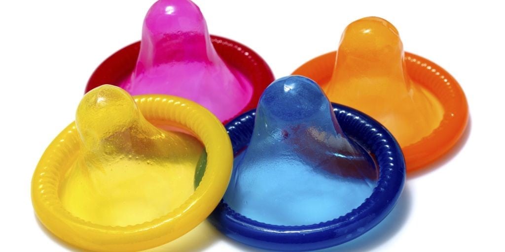 Los condones masculinos previenen del embarazo y del contagio de enfermedades de transmisión sexual (ets)