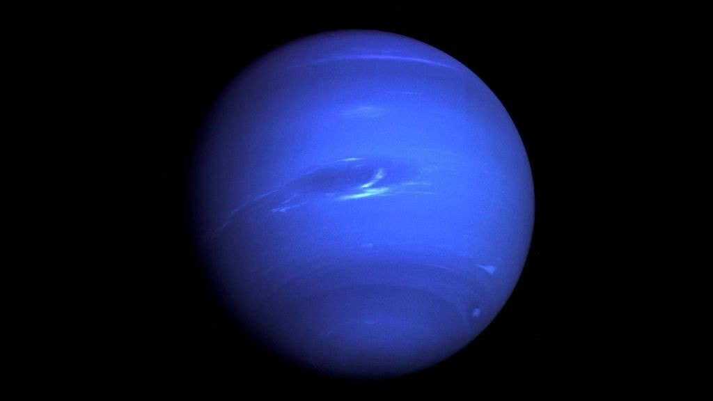 Neptuno es el planeta mas frio ya que es el que se encuentra mas alejado del sol