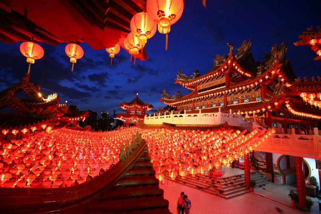 China ofrece espectaculos y comida tradicional a los visitantes que deseen conocer sus costumbres