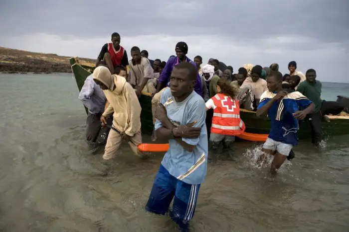 A would-be inmigrants arrive at the beach of El Matorral