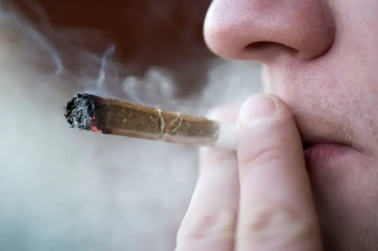 Fumar porros para adelgazar