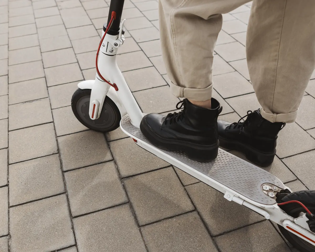 como alargar la vida util de los patinetes eléctricos